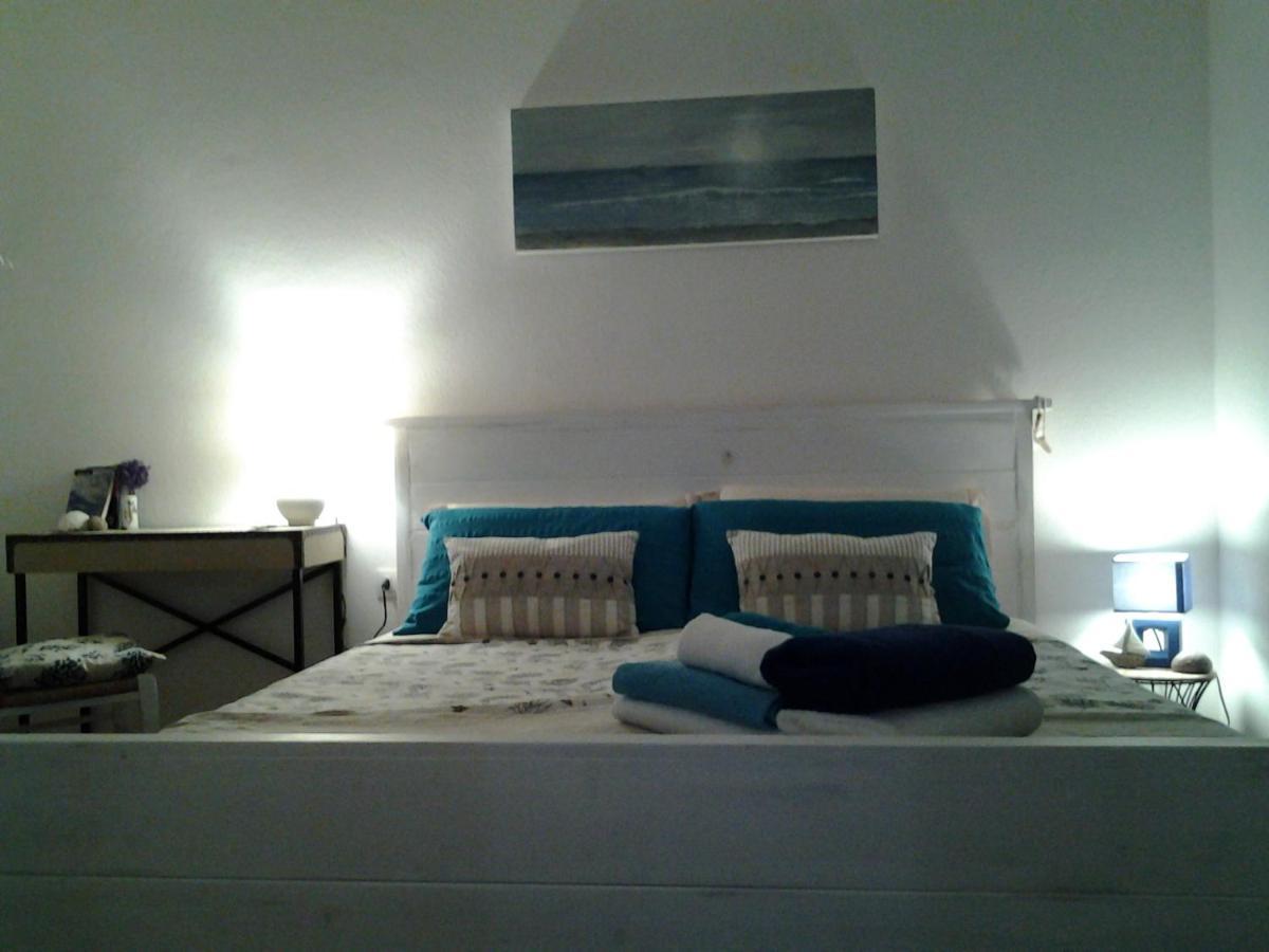 Frina Di Mari B&B San Teodoro  Eksteriør billede