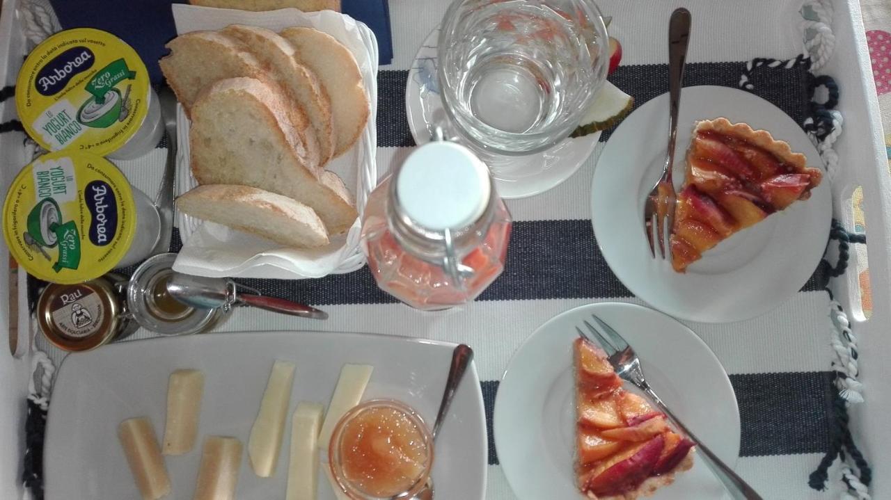 Frina Di Mari B&B San Teodoro  Eksteriør billede