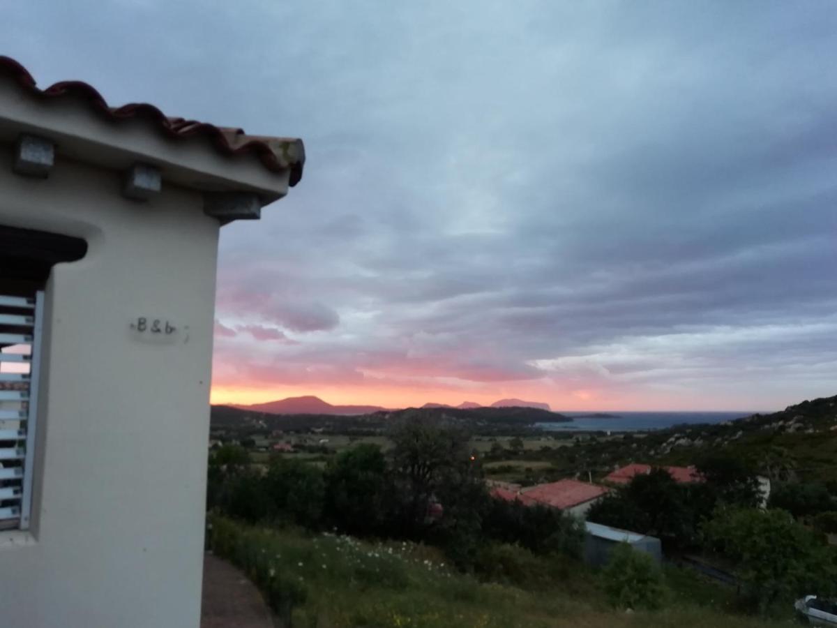 Frina Di Mari B&B San Teodoro  Eksteriør billede